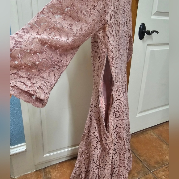 Blush Pink Floral Lace Ruffle Bell 3/4 Sleeve - Picture 3 of 12
